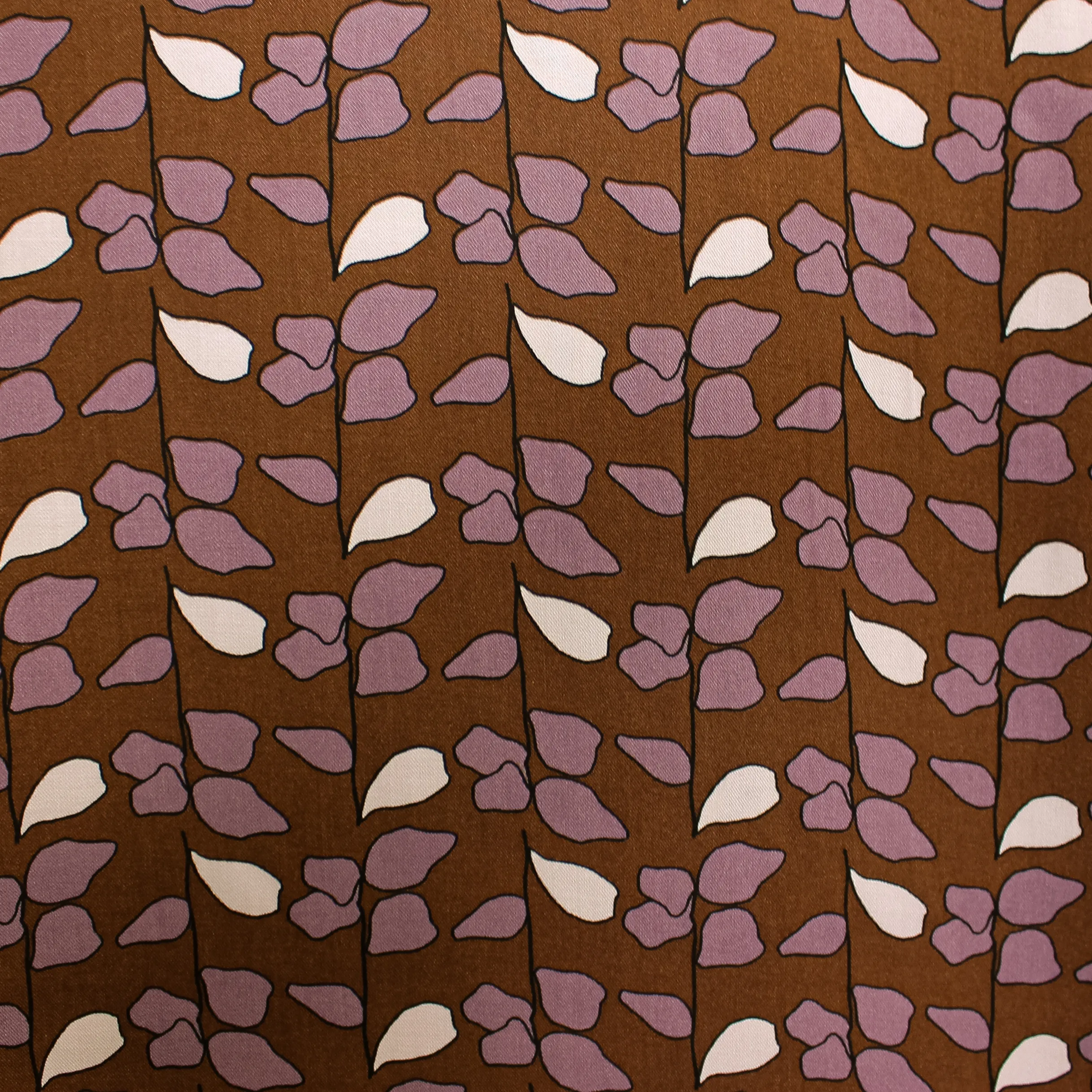 Viscose bruin met paarse bladeren